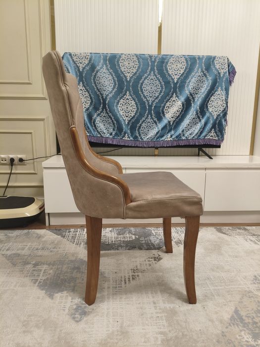 Стулья 7 штук 36000тг