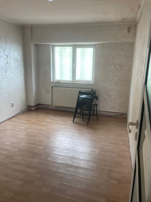Vând apartament în tecuci