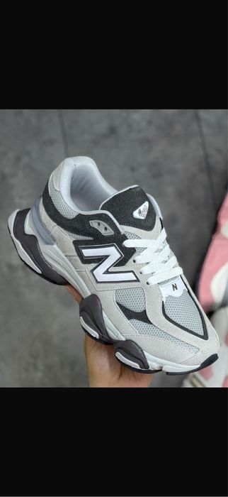 Adidasi new balance 9060
