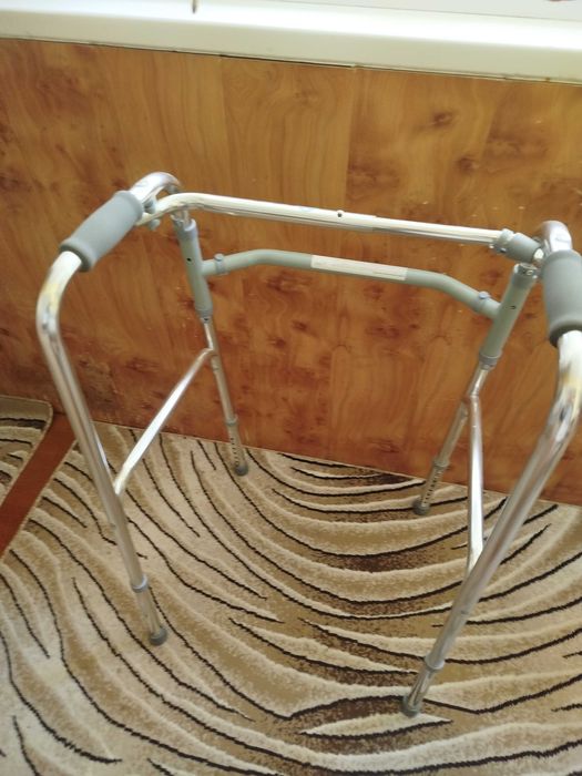 Ходунки для взрослых