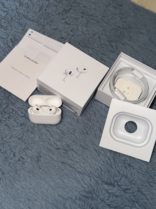 AirPods Pro 2 | AirPods 4 | Noi Sigilate | Predare Personala in Bucuresti