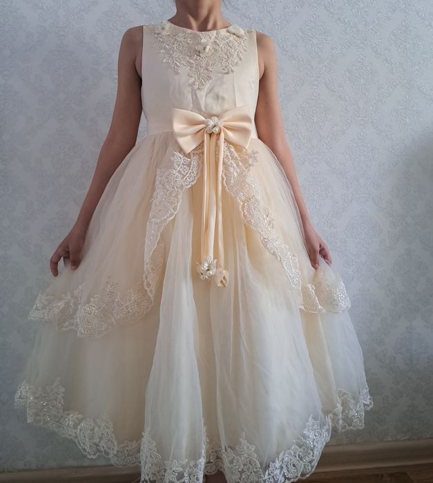 Платья на девочек 3 вида