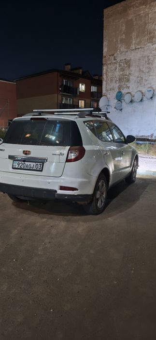 Продам geely England x7