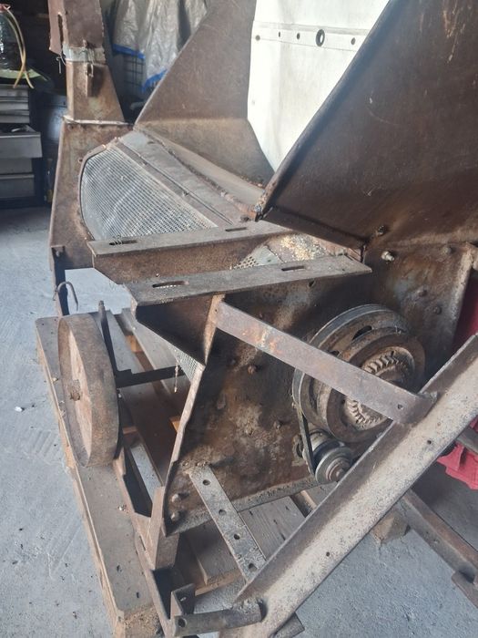 Batoza sfărmatoare de porumb