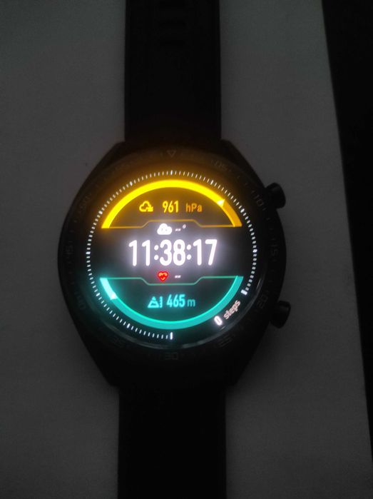 Смарт часовник Huawei GT