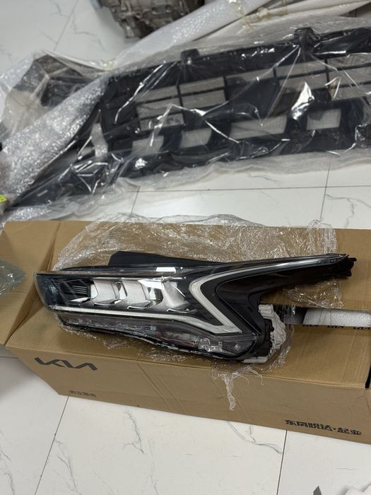 Киа К5 фара передняя