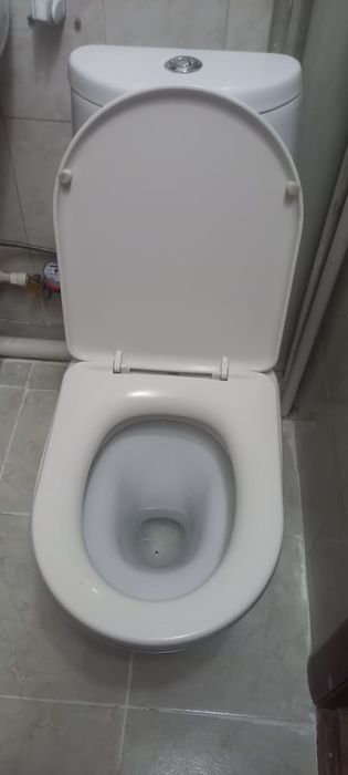 Унитаз в хорошем состоянии