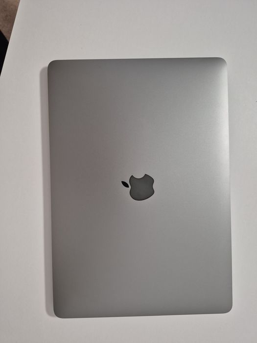 macbook air m1 16 gb - Laptopuri oferte online | OLX.ro