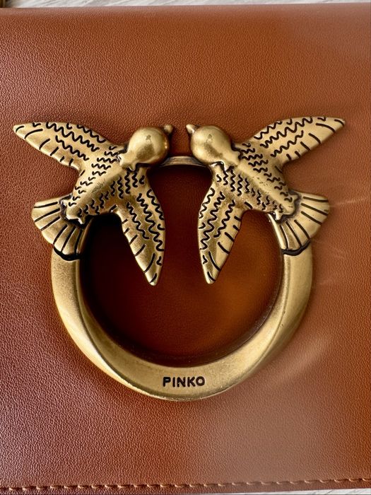 Оригинална чанта PINKO кожа – почти нова, без забележки