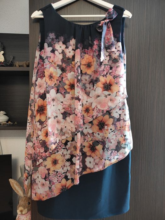 Rochie cu flori bleumarin