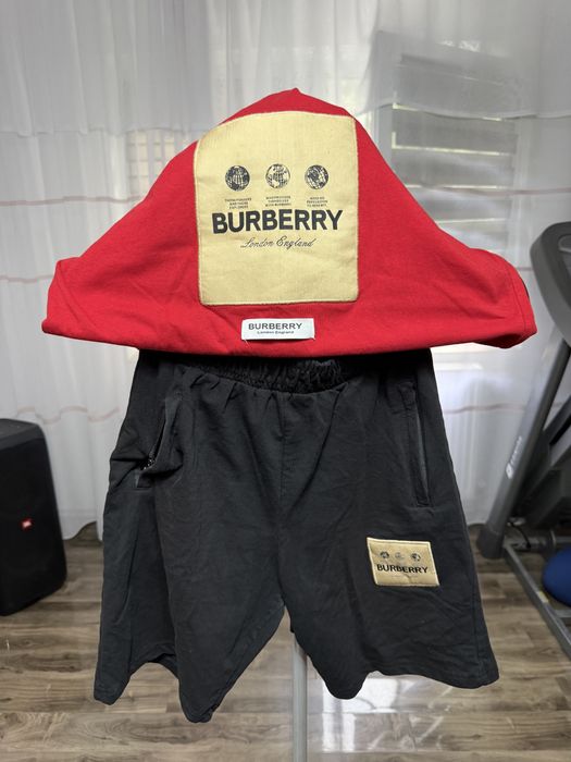Compleu Burberry