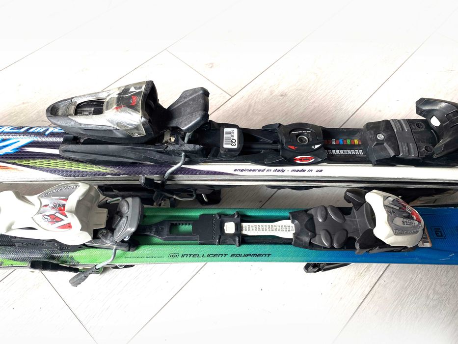 Schiuri Nordica de 152 cm