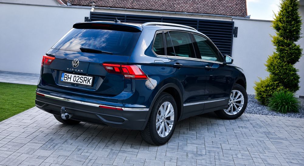 Vw Tiguan 2.0 Tdi 150 C.P Distribuție NOUĂ,  DSG , Cameră , Km  REALi Fără daune!  !