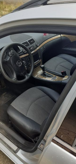 Мерцедес е220 Авангард