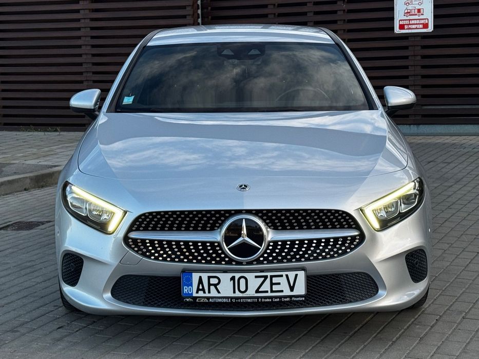 Mercedes-Benz A 180 2.0D AMG Line Full Led Assistance+ Pack Unic Proprietar