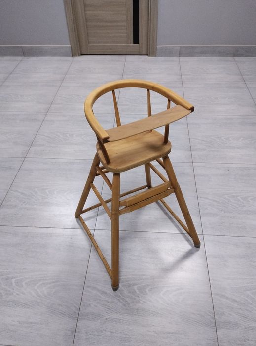 Даром отдам стульчик детский