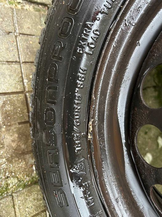 Всесезонни гуми с джанти Nokian 185/60R15 88H XL Seasonproof