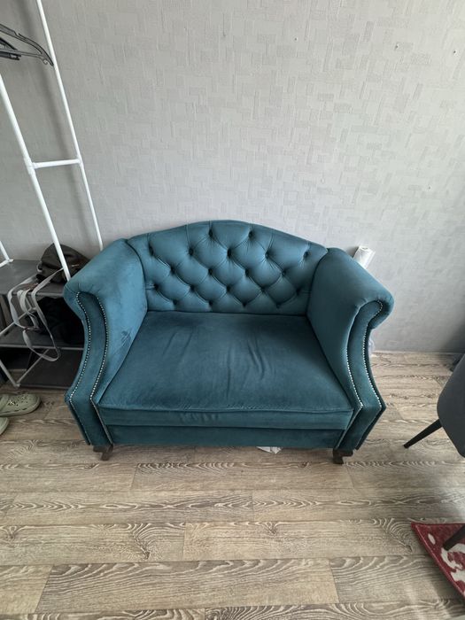 Продам диванчик диван
