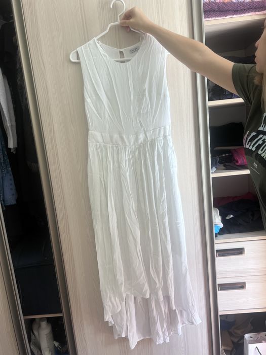 Платья  в отличном состоянии