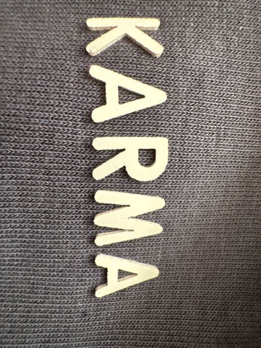 Суичър на Karma