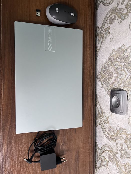 ASUS VivoBook Go 15 E1504FA