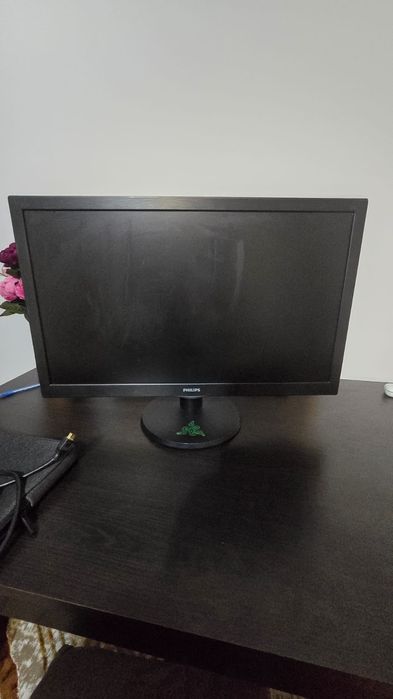 Monitor Philips 273V5L