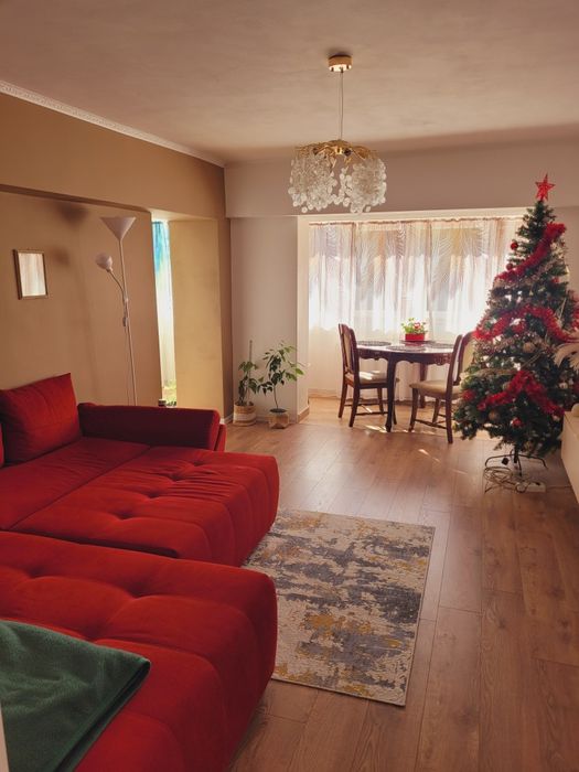 Apartament 4 camere decomandate, etaj 1, zonă excelentă – renovat 2025