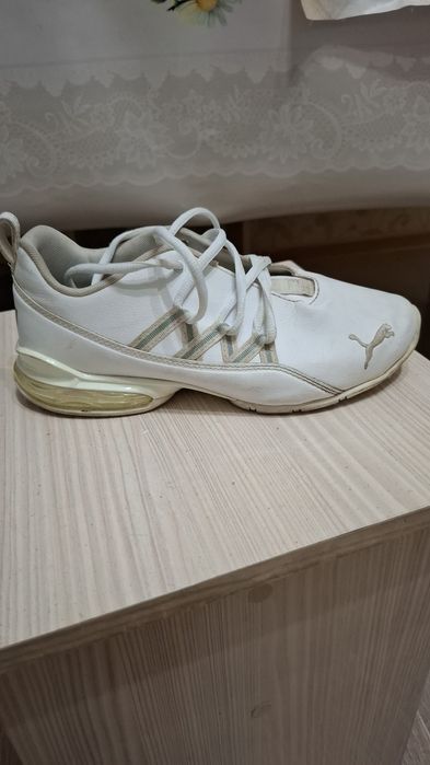 Продаётся кроссовки, 37разм