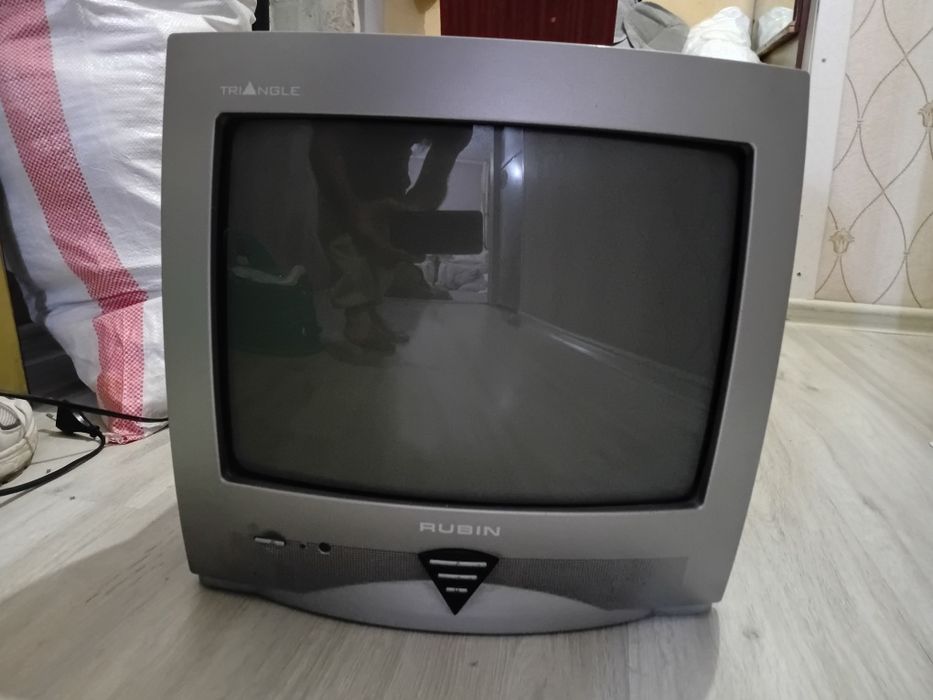Телевизор Рубин диагональ 37 см