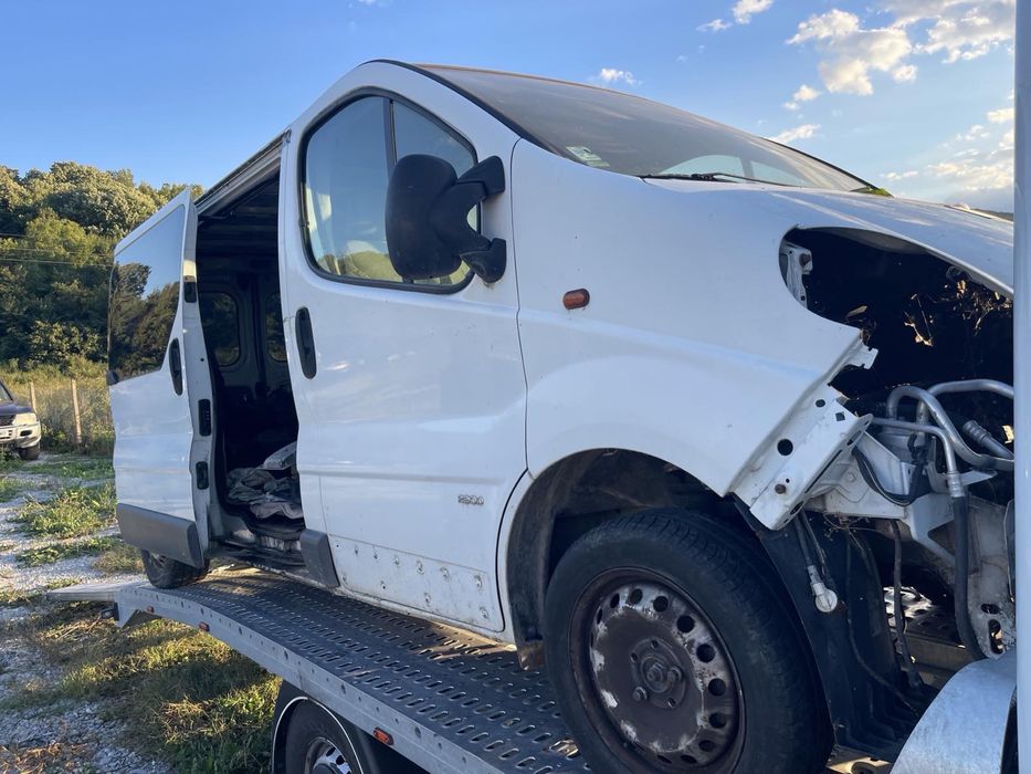 OPEL VIVARO 2.5 cdti