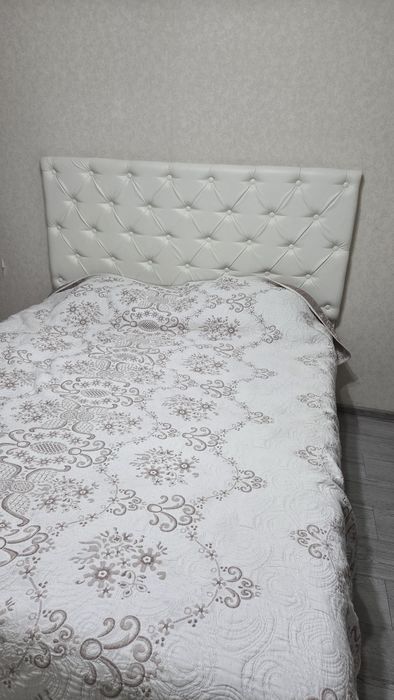 Продам спальный гарнитур