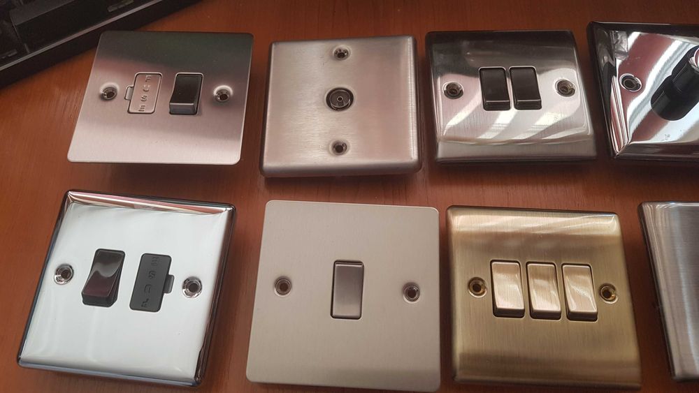 Variator tensiune INOX, Intrerupatoare, TV, Coaxial, Priza, Led, Noi