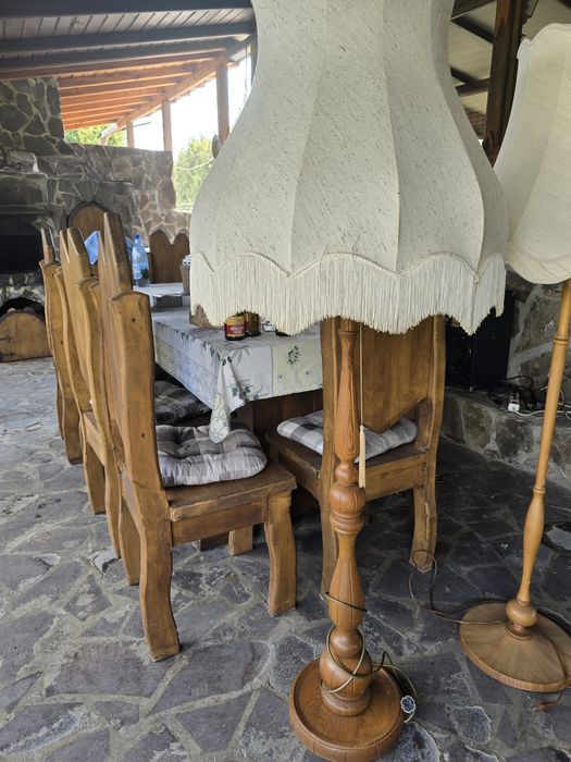 Vând lampadar lemn masiv