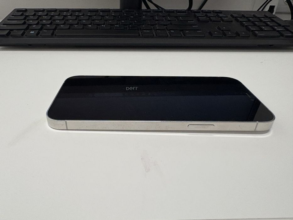 Iphone 12 PRO MAX 81% baterie