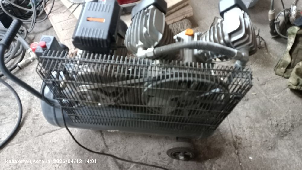 продам масляный компрессор