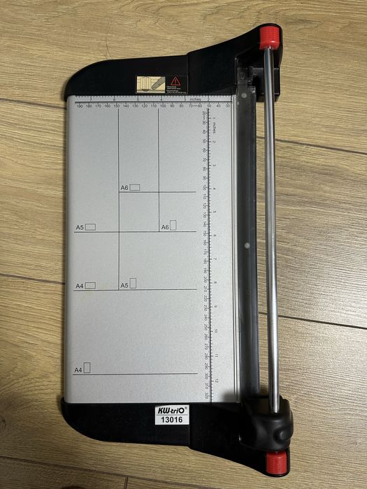 Резак для бумаги