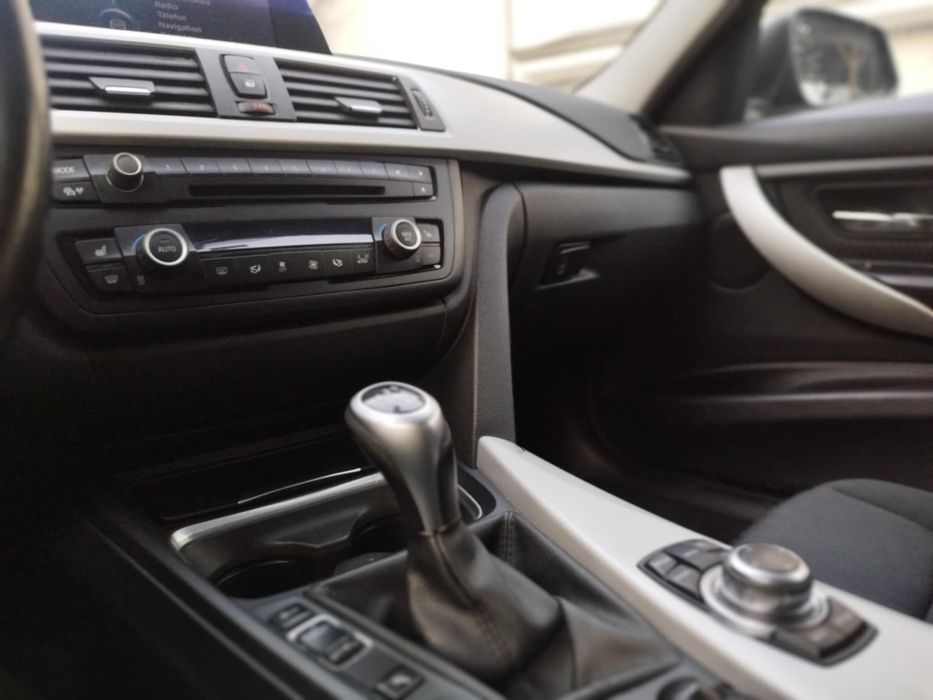 Vând Bmw f30 320d xdrive