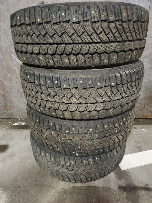 Продам зимние шины