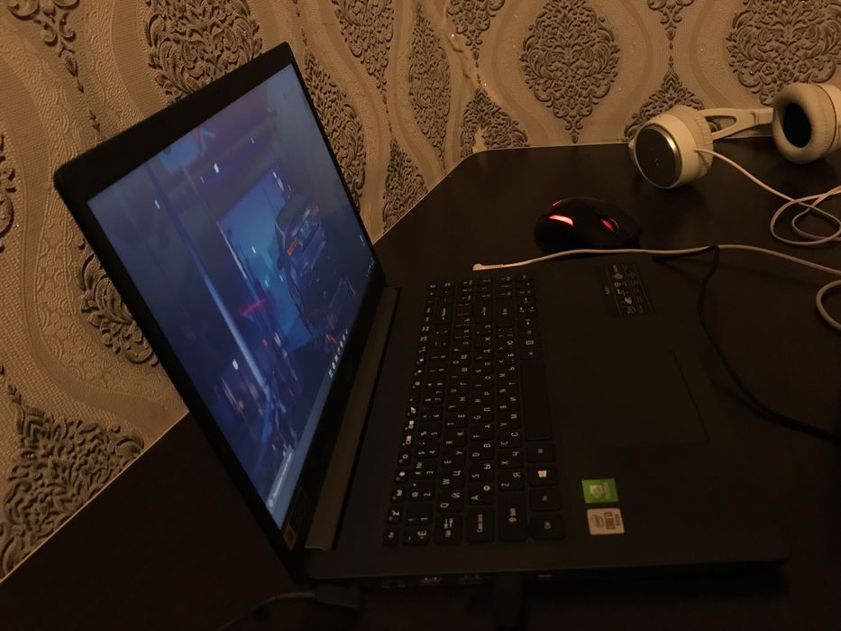 Продам, обеняю Ноутбук