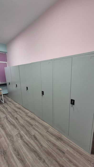 Монтажи на офис мебели