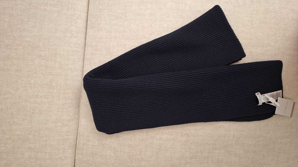 Шарф Tommy Hilfiger