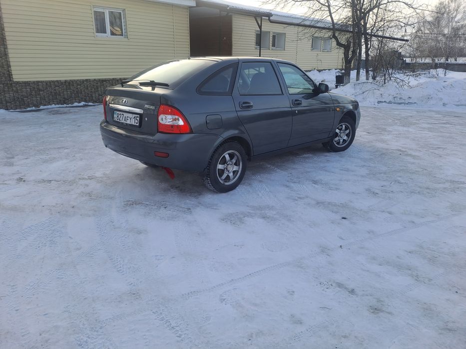 Продам приору хэтчбек