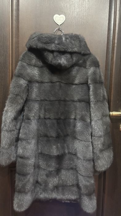 Срочно продается шуба норковая в отличном состоянии