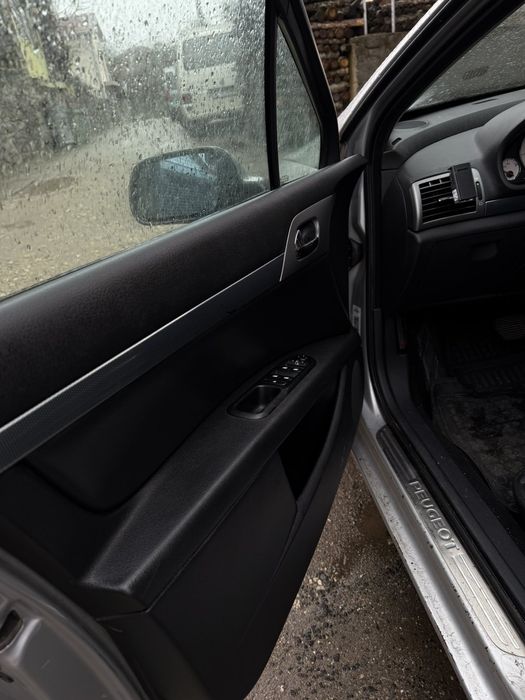 Пежо 407 - 2.0 hdi 136 коня автоматик 2005г.на части