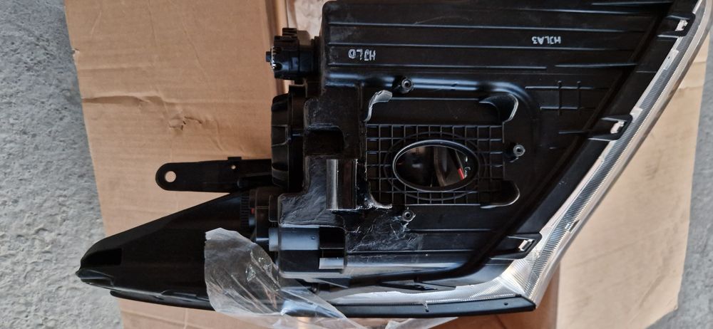 Фара на хундай акцент сантафе