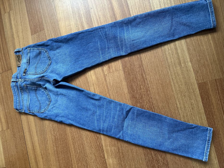 Blugi Wrangler in conditie f buna