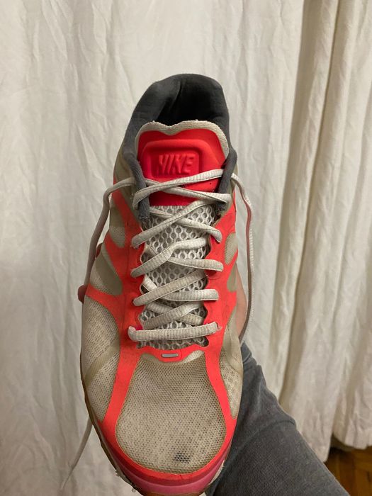 Дамски маратонки Nike Air max