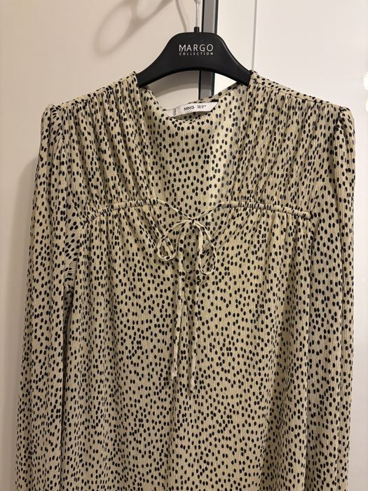 Bluza office/eleganta fluida si delicata, marimea M, Mango