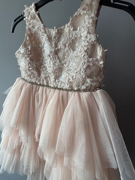 Елегантна рокля за 3 годишно момиченце