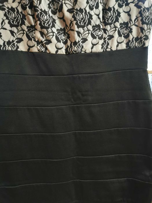 Vand Rochie Orsay neagra marimea 40 in stare buna pret 50 lei